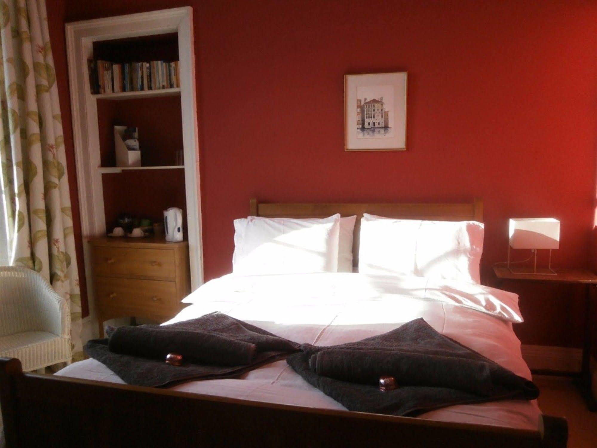 Winter Cherry Bed & Breakfast EDI Eksteriør billede